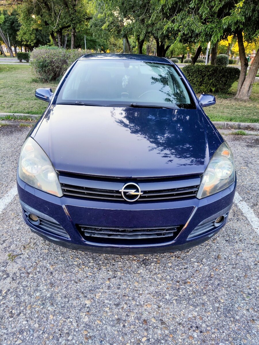 Opel Astra H - 8