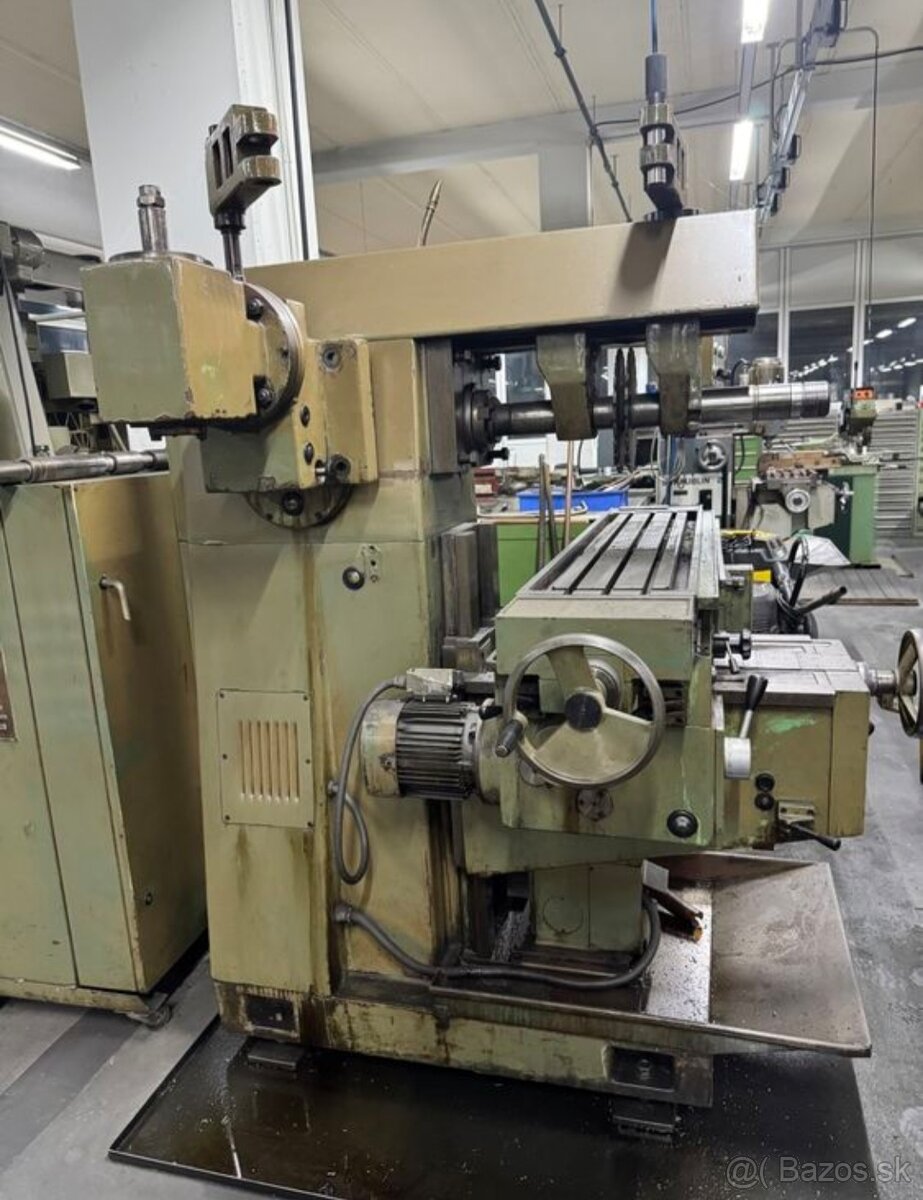 Univerzalna freza tos fh 20 - 8