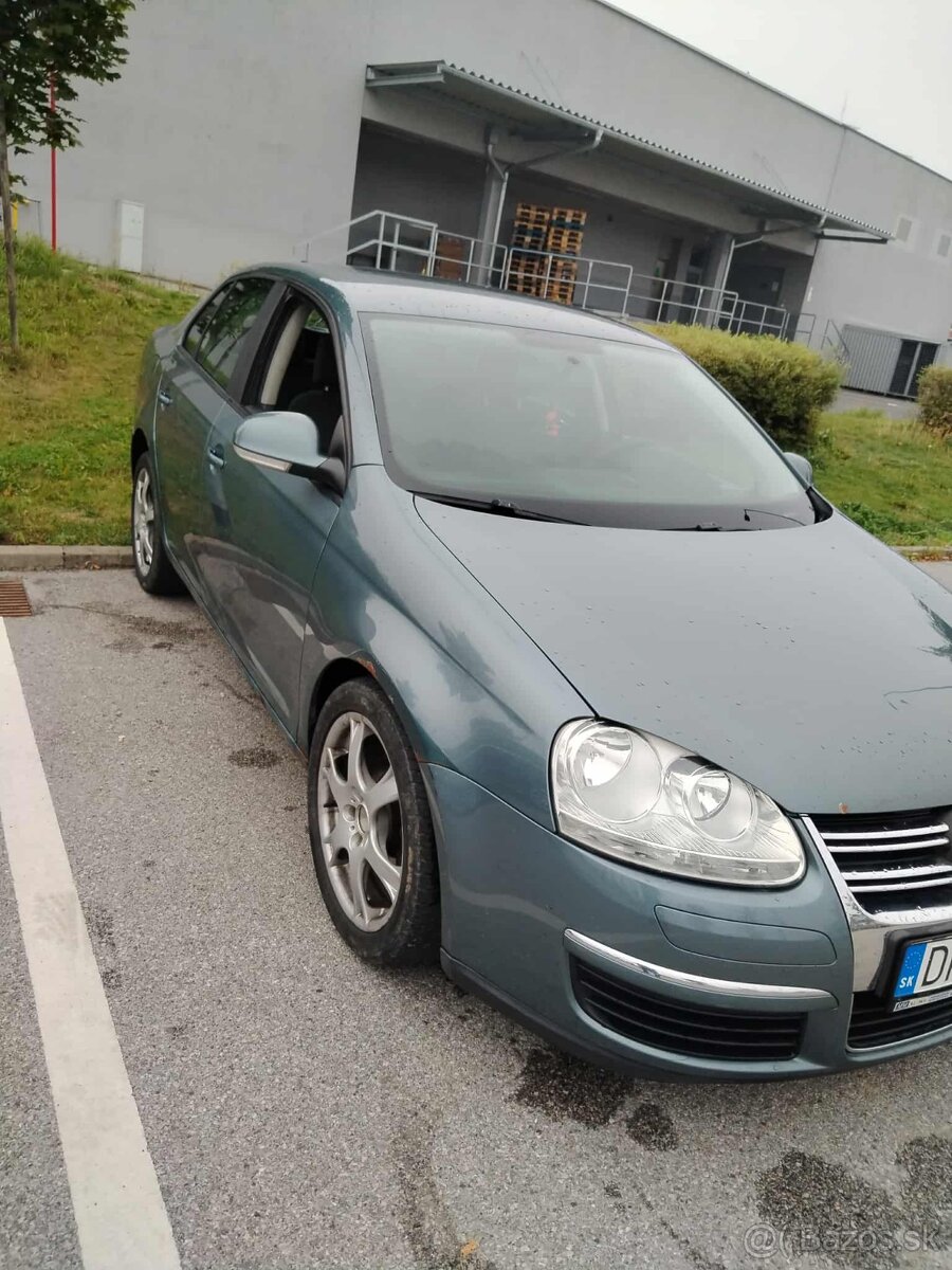 Predám Vymením VW Jetta 1.6 MPI - 8