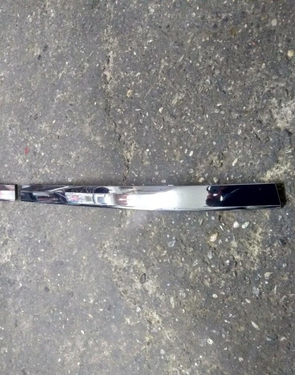 Volkswagen VW Touareg 7P 7P6 2014 - 2018 - mriezka chrom - 8