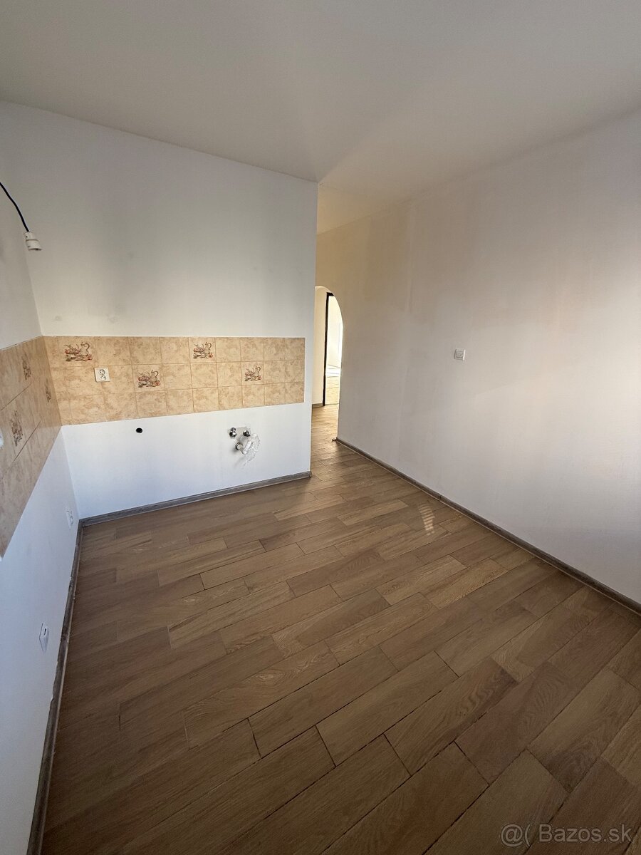 3izbovy byt - 8