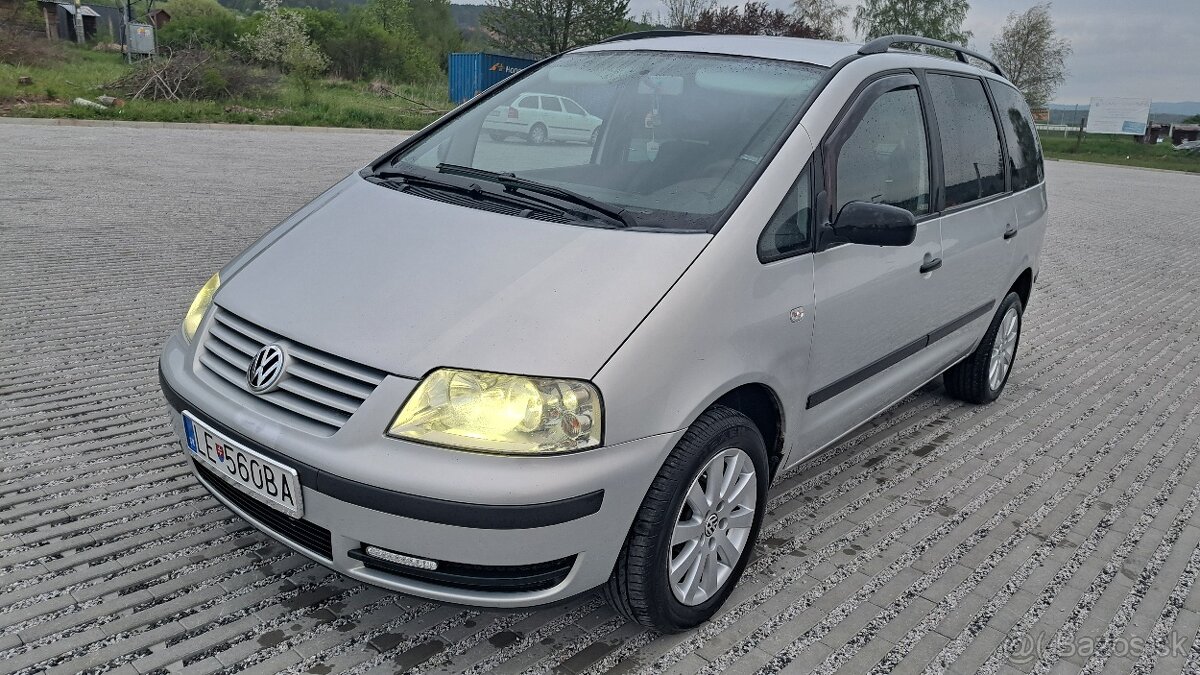 VW Sharan 1,9 TDi 85kW - 8