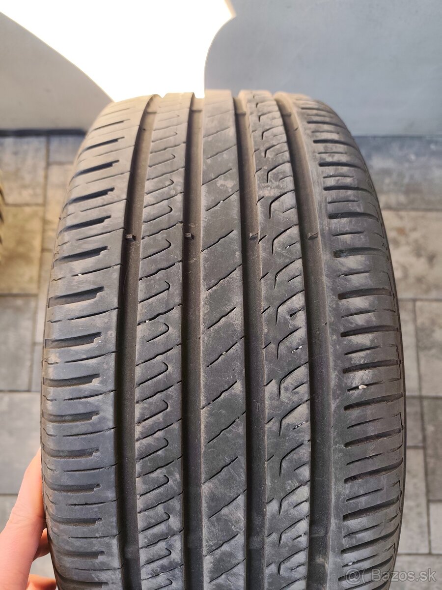 Barum Bravuris 5 HM 235/45 R17 - 8