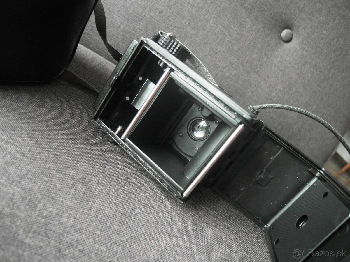 Starý fotoaparát Lubitel 166B - 8