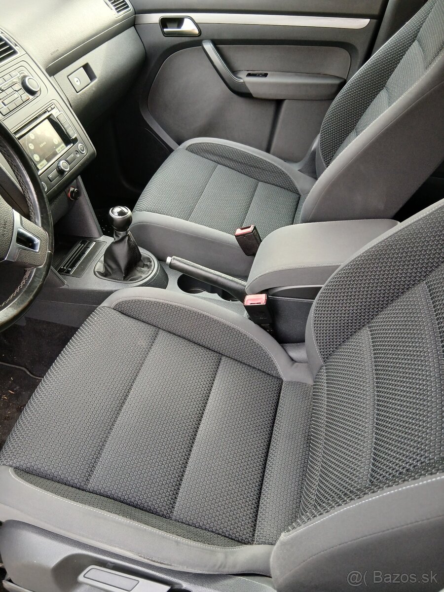 Volkswagen touran - 8