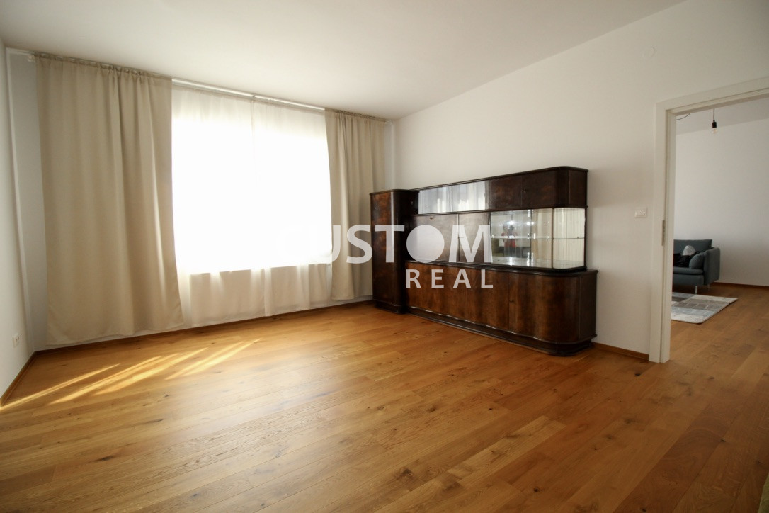 Štýlový veľký 3 - izbový byt po kompletnej rekonštrukcii v c - 8