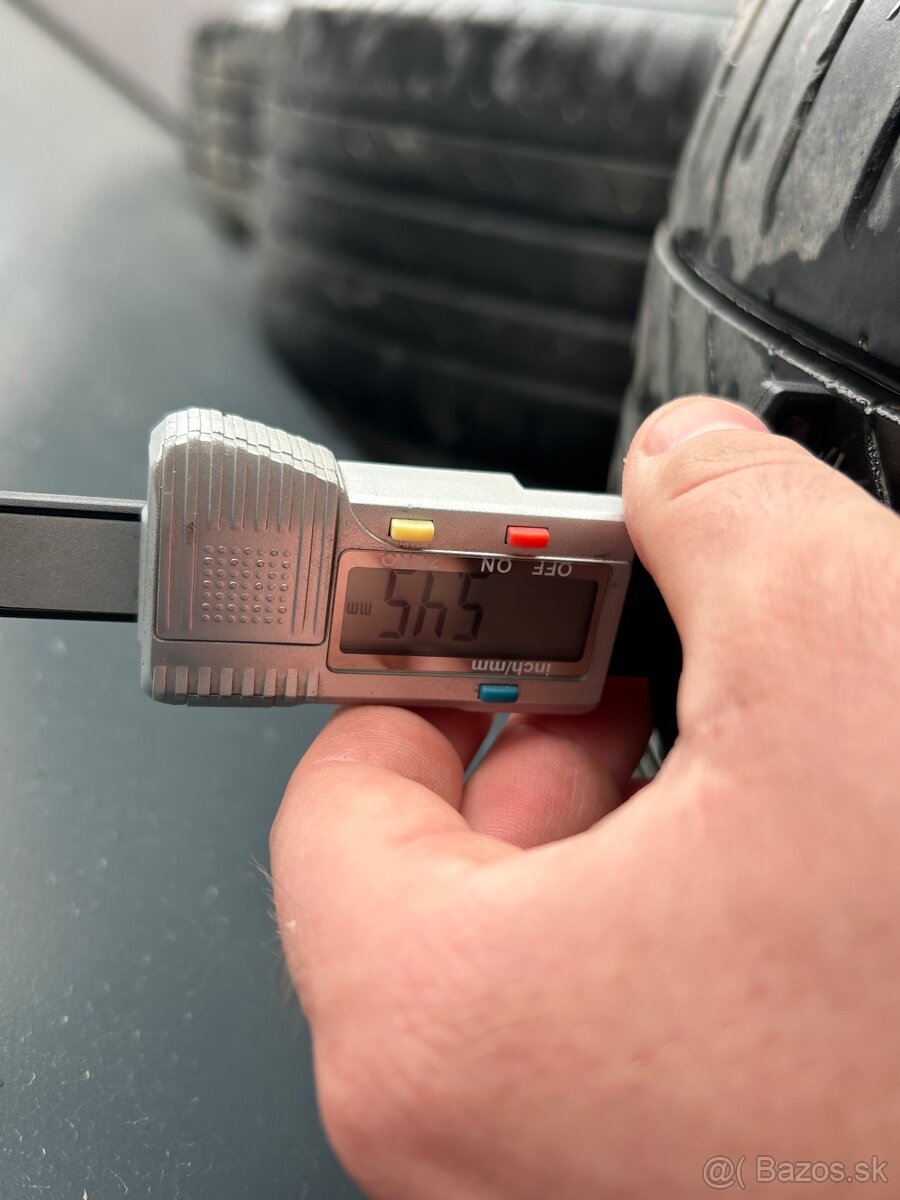 Letná originál BMW sada 255/50 R19 Pre X5 - 8