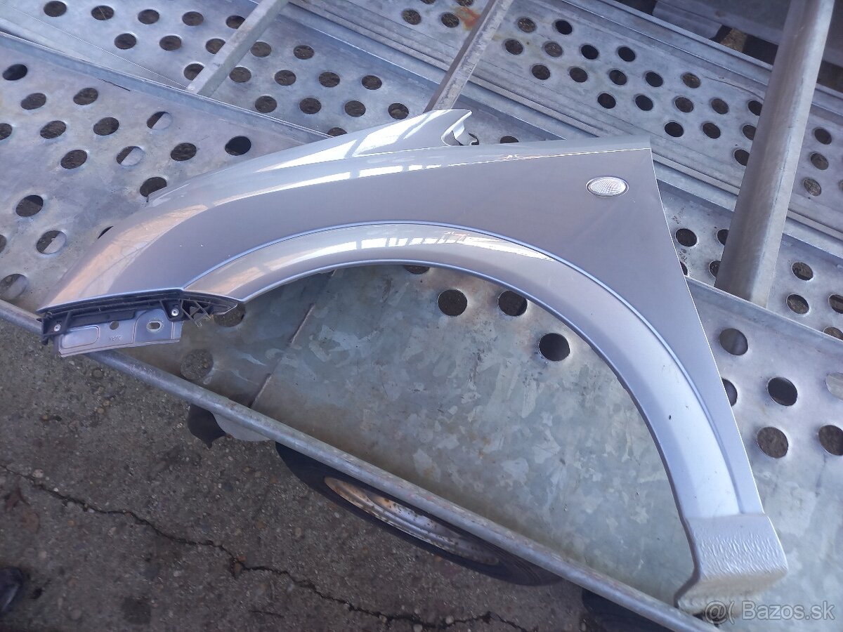 Predné blatníky na rôzne autá predám. - 8