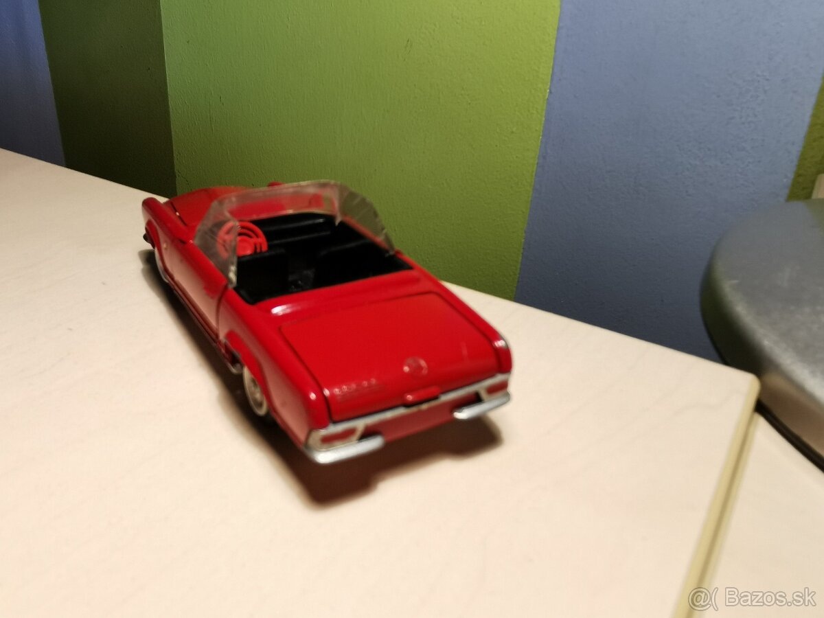 Tekno Denmark Mercedes 230 SL cabrio - 8