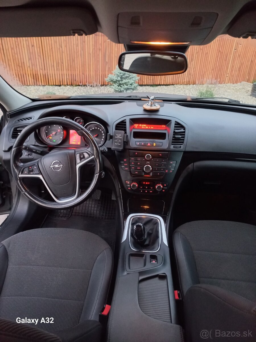 Opel insignija - 8