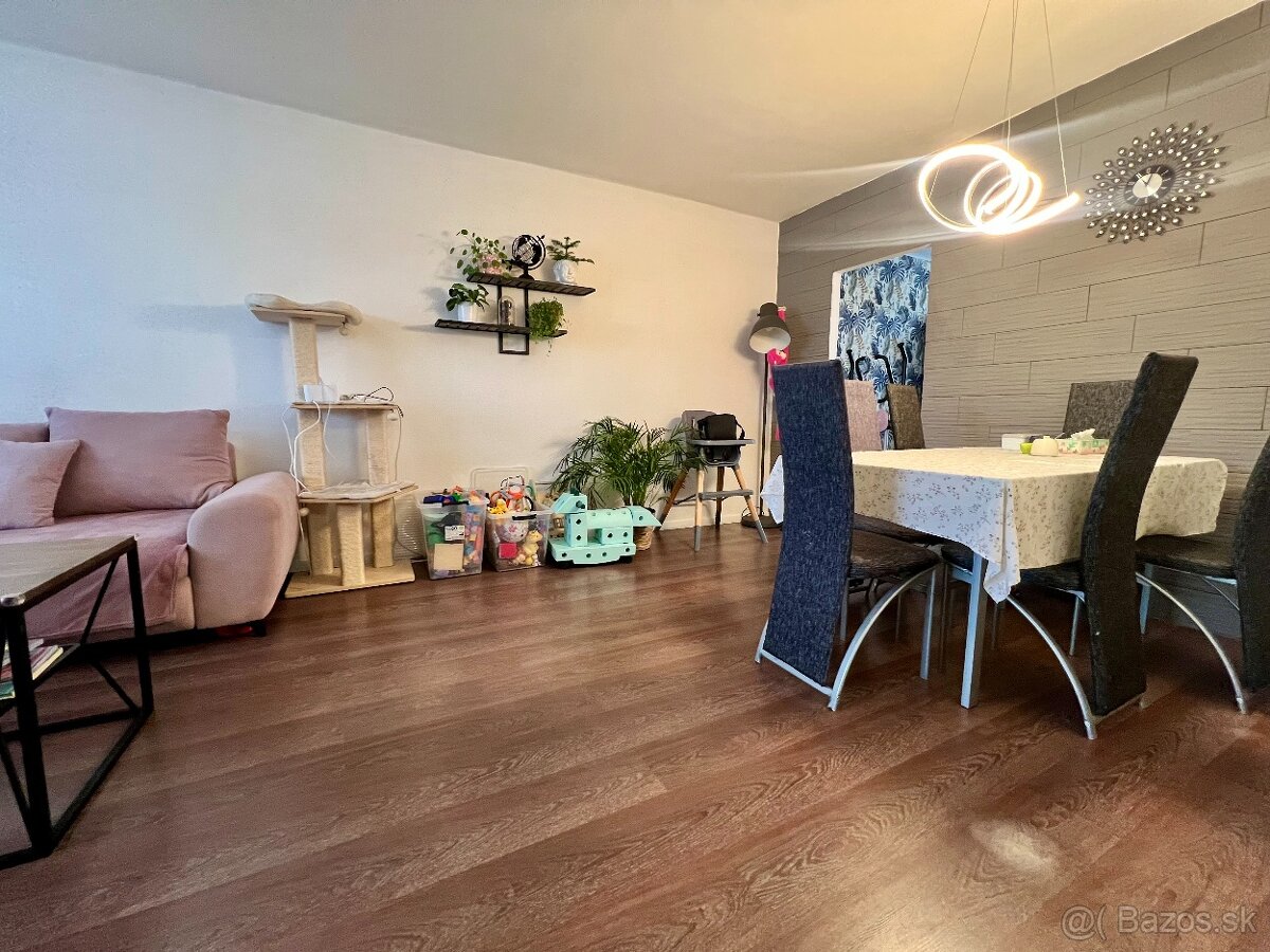 🏡 3-izbový byt so záhradou, 2 balkónmi, garážou a veľkou pi - 8