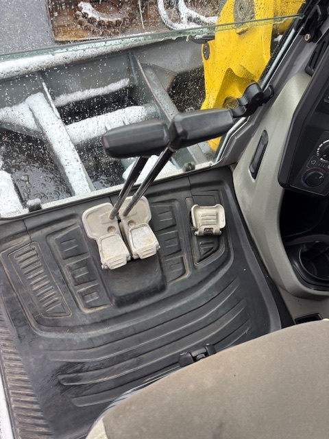 Predáme pásový zemný stroj Wacker Neuson EZ 80 - 8