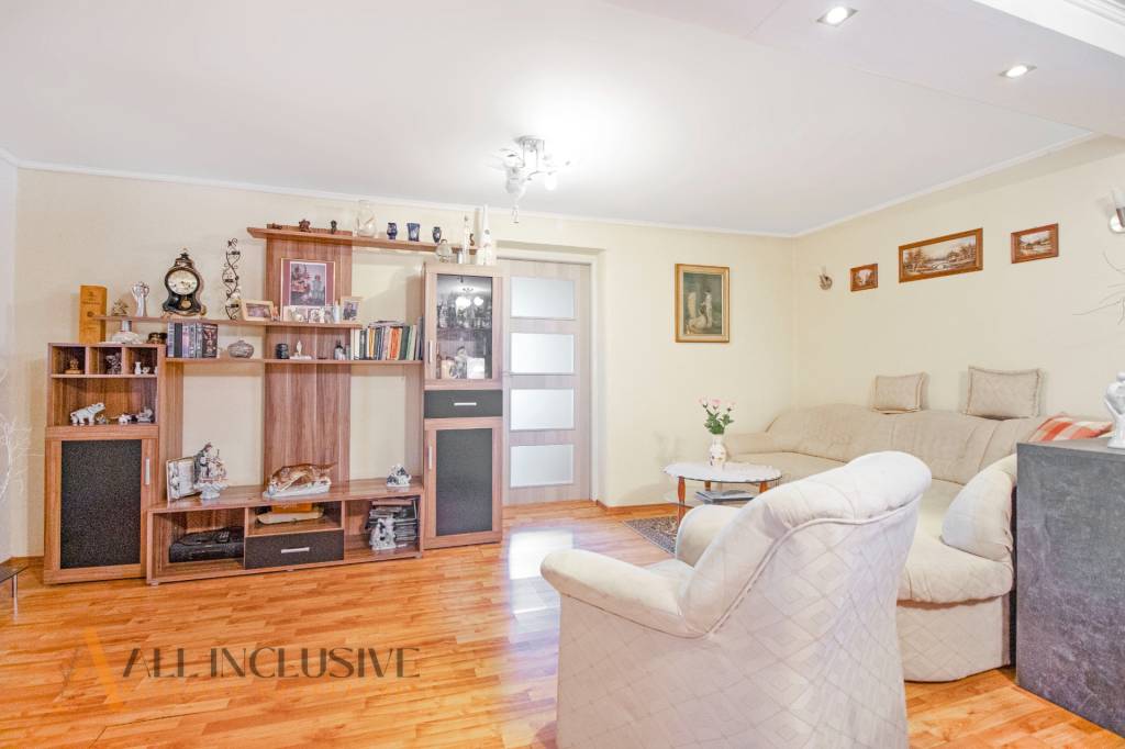 ALL INCLUSIVE | NA PREDAJ 5-IZBOVÝ RD S PRÍSTAVBOU, ŠTVRTOK - 8