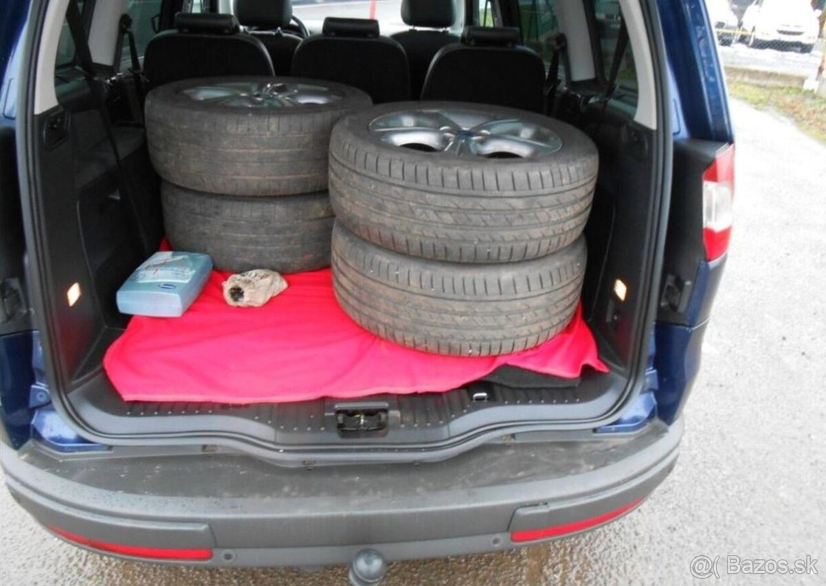 Ford Galaxy 2,0 TDCI 103 kW DPH Serviska nafta - 8