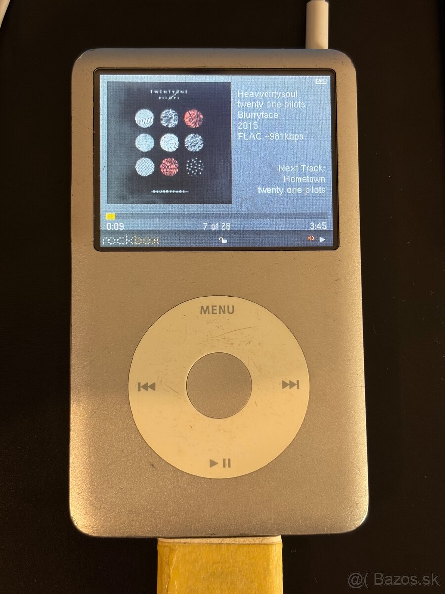 iPod classic 6th gen 80GB - 8