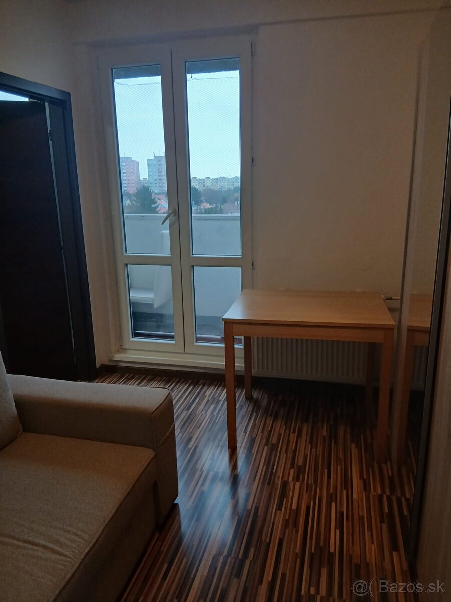 prenájom bytu Bratislava - 8