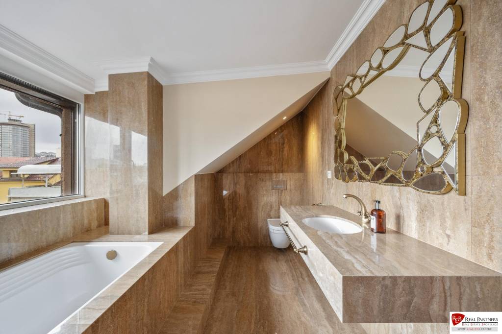 REB.sk Predaj 6 izb.RD,192 m2, pozemok 221 m2, pri Poluse - 8