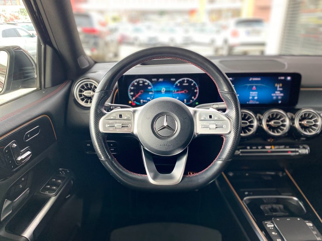 Mercedes-Benz GLB 220d 140kW 4Matic AT/9 AMG Line 7-Miest - 8