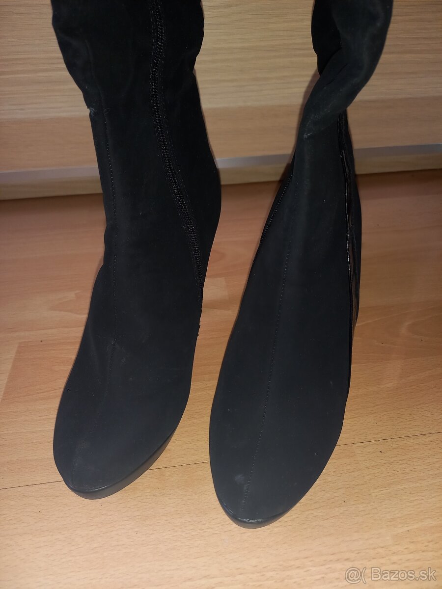 Čierne vysoké čižmy na platforme - 8