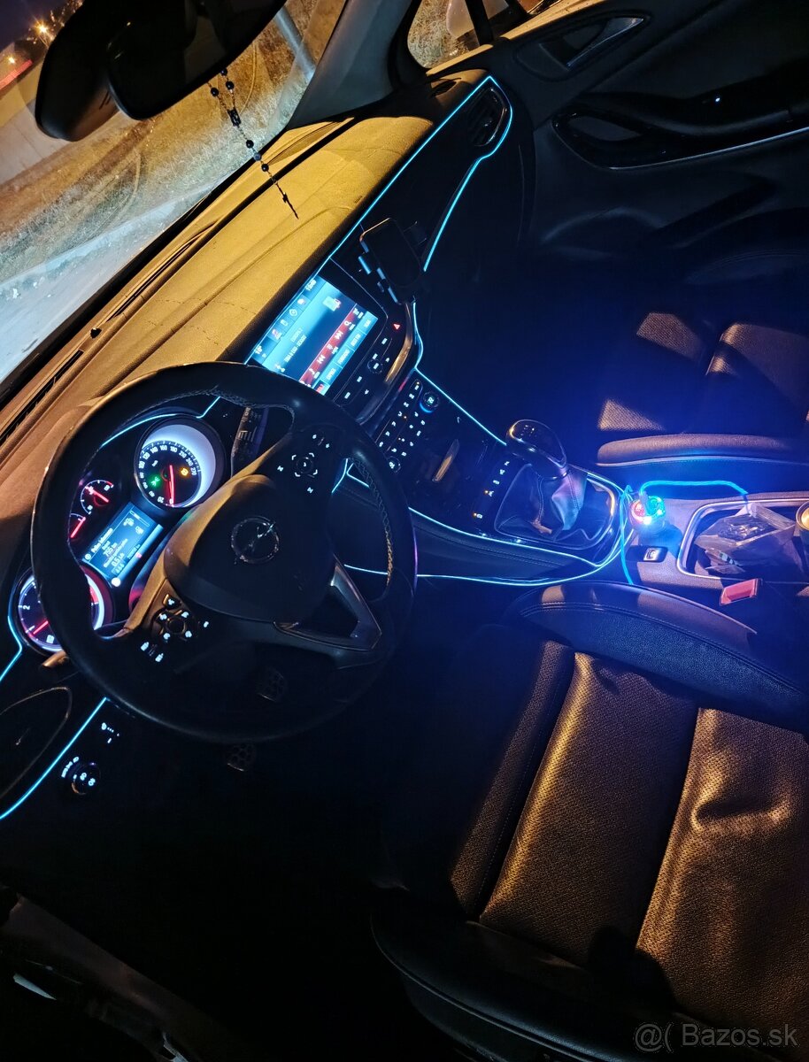 Opel Astra K Sports Tourer - 8