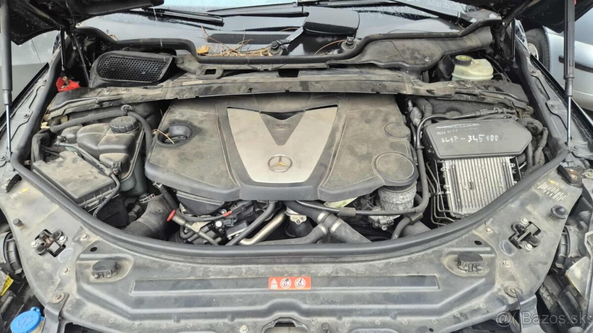 Mercedes Benz R W251 320CDi 165kw 4-matic - 8