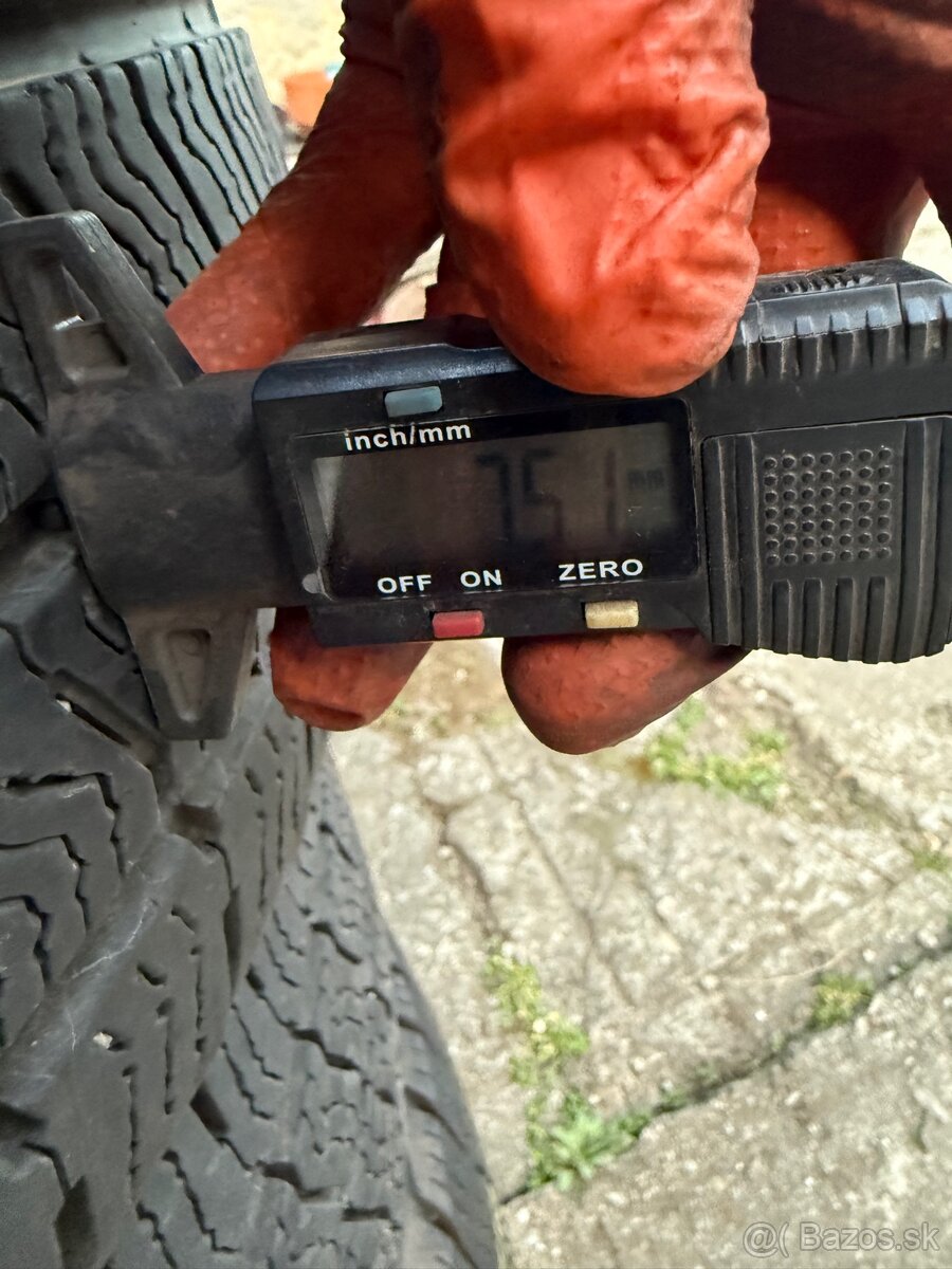 Zimné 205/65 R16C Barum - 8