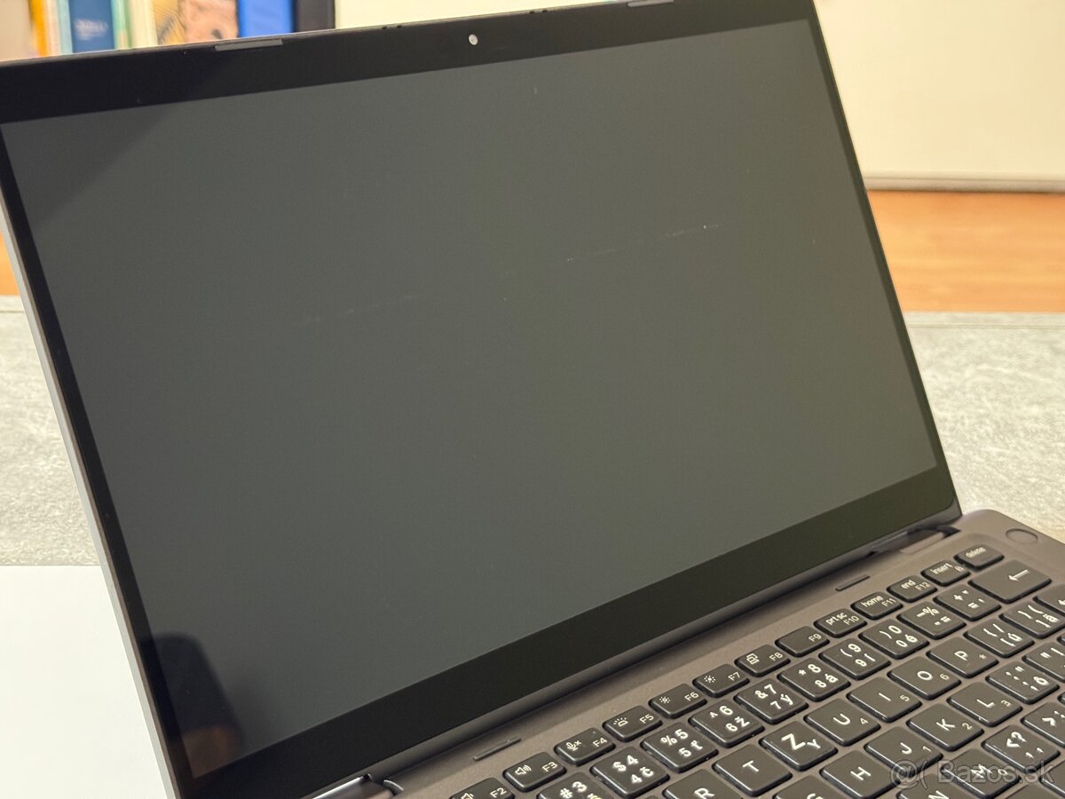 Dotykový Dell Latitude 5300 2v1 – i5/16GB/256SSD - 8