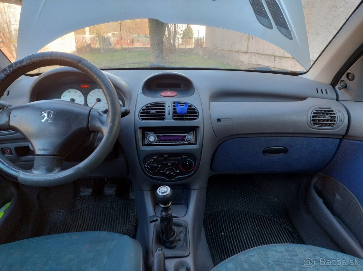 Peugeot 206 SW r.v. 2003, BA+LPG - 8