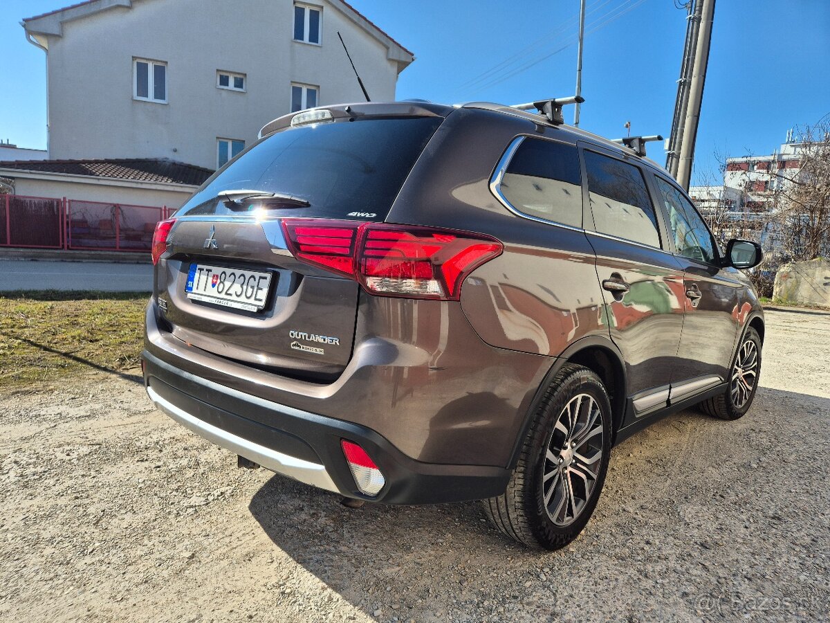 Mitsubishi Outlander 2.2D 4x4 7.miest - 8