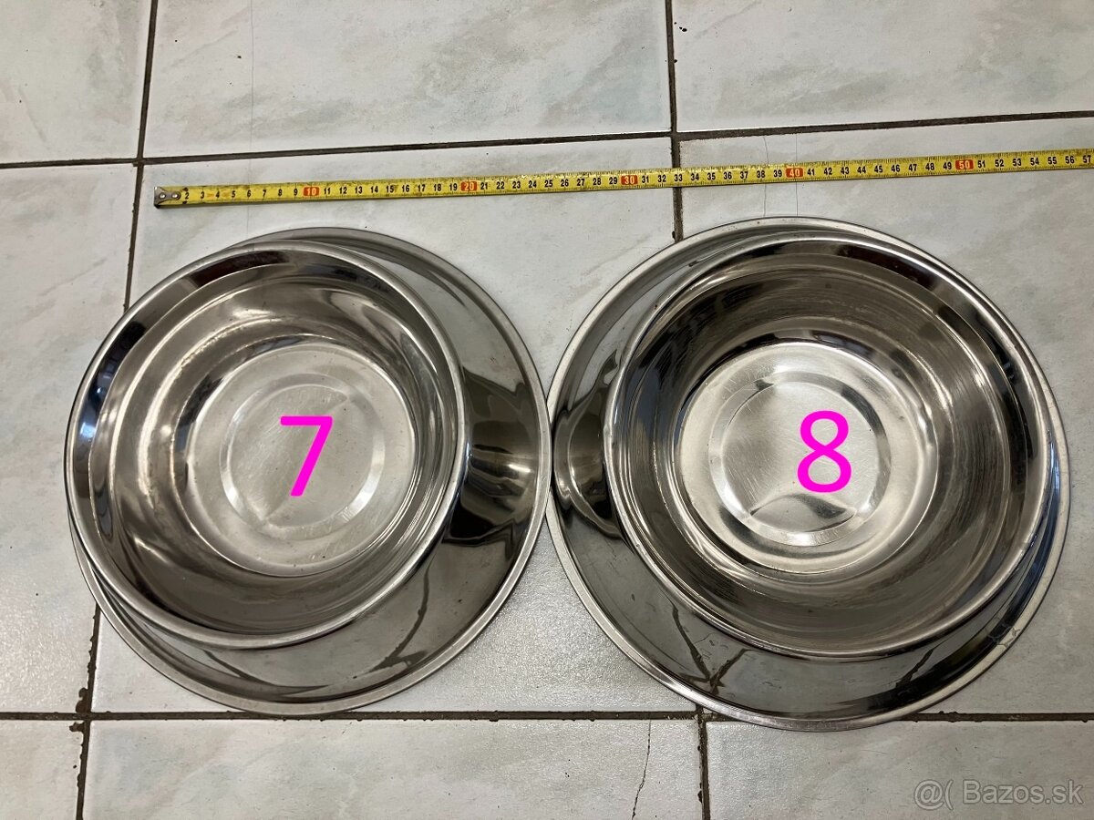 Mačacia toaleta a misky na krmivo - 8