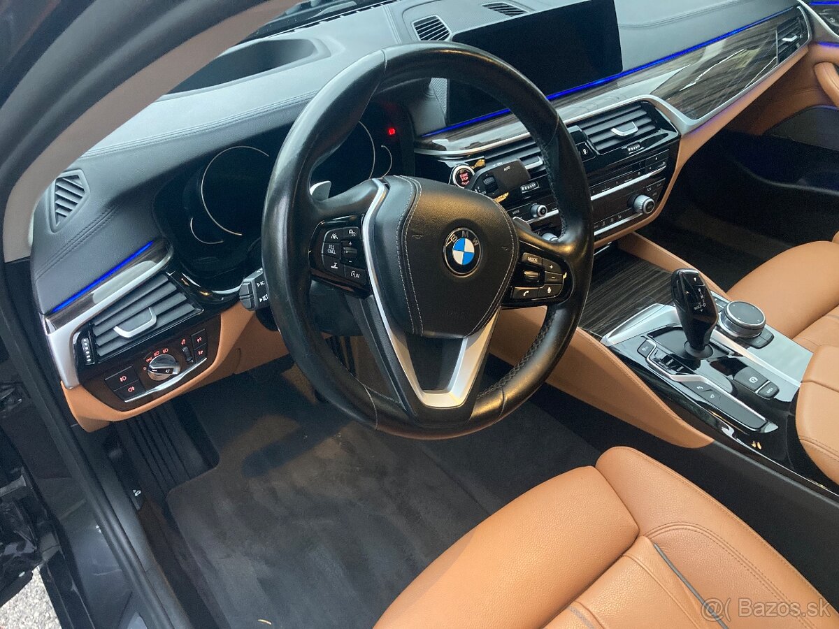 BMW 520xd A/T Lucury Line 4X4 - 8