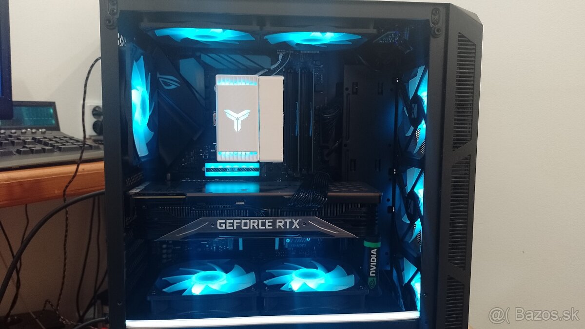 TOP zostava s RTX 3080, Ryzen 7, 32GB RAM,1000W. Windows 11 - 8