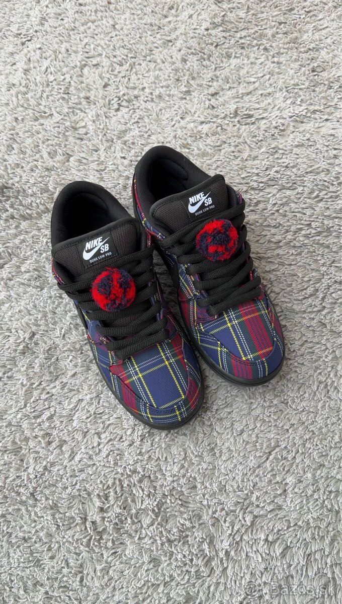 Nike SB Dunk Low Nardwuar - 8