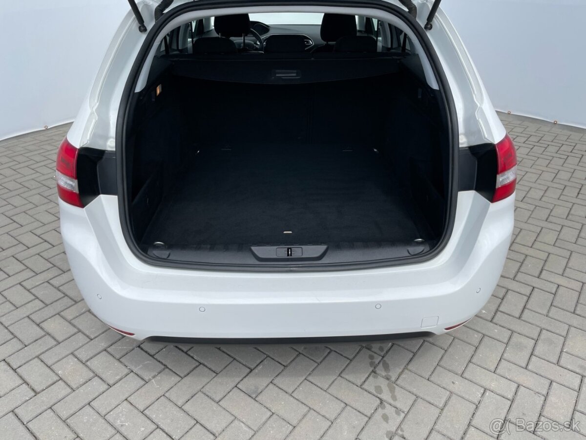 Peugeot 308 Com. II 1.5HDi ČR 1.maj. - 8