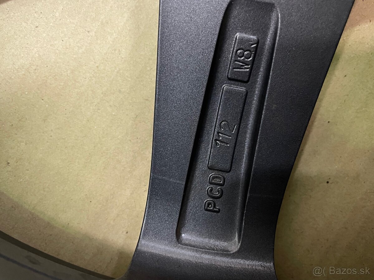 5x112 R18 8J ET42 - 8