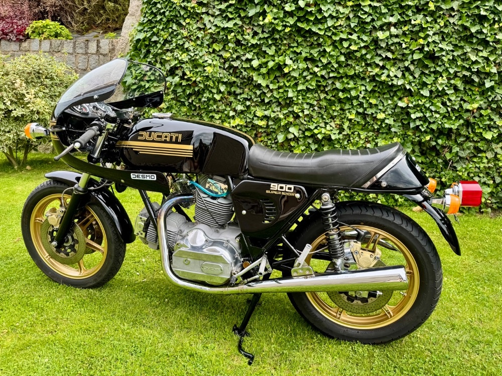 Ducati 900SS - 8