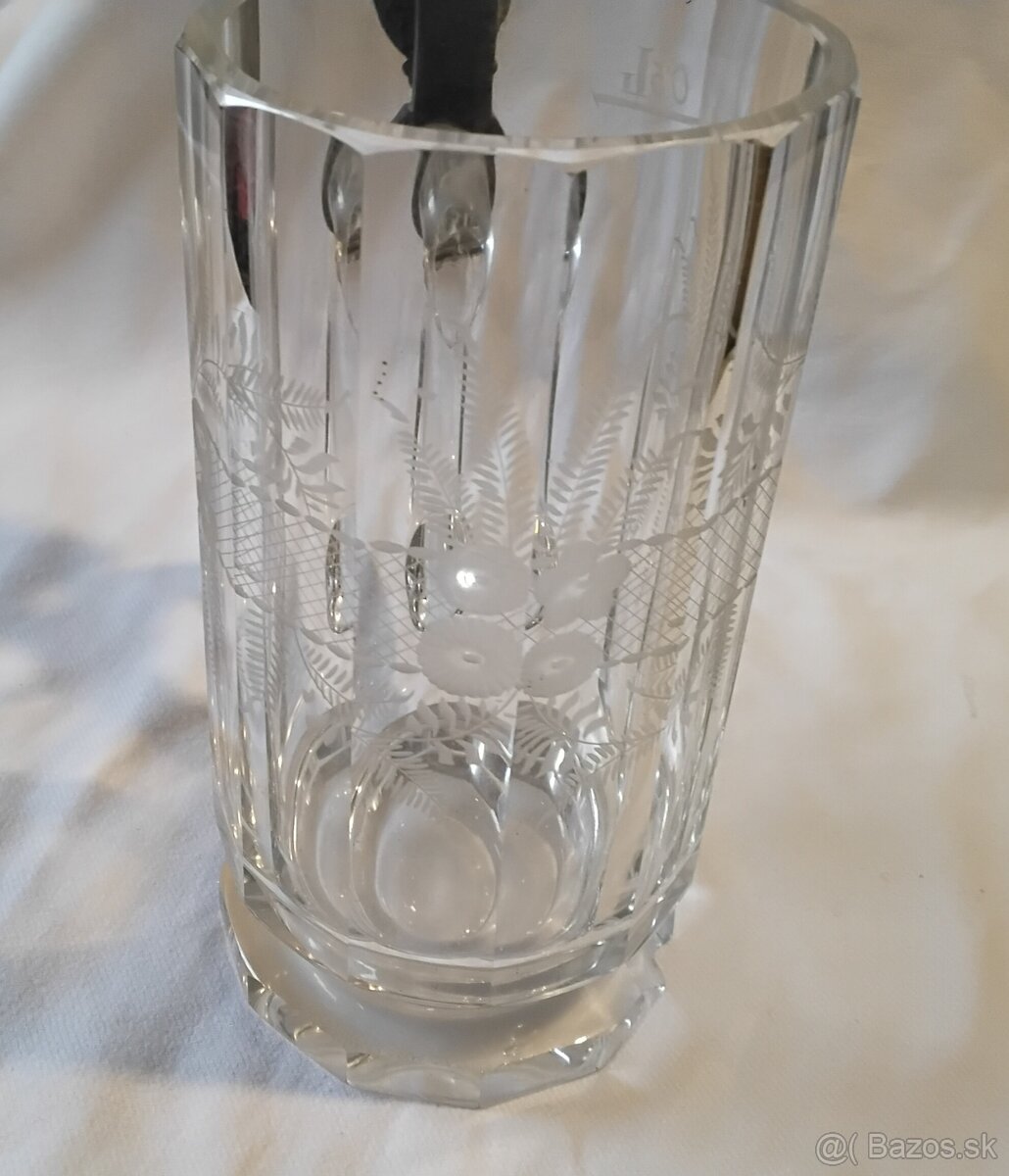 Stary skleneny krigel s poklopom, gravir - 8