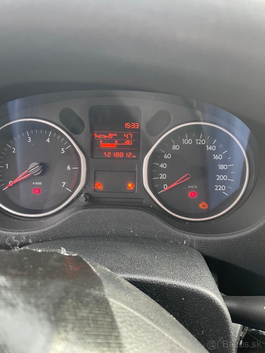 Citroën c-elysee 1.6 - havarované - 8