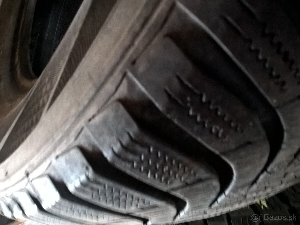 4 ks ZIMNÉ 205/65 R15 94H HANKOOK a MICHELIN - UŽ OD 25-€/ks - 8