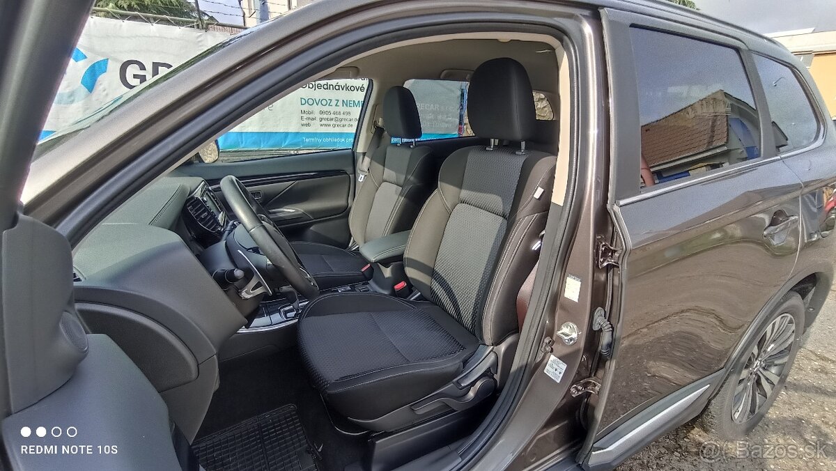 MITSUBISHI OUTLANDER 2,0 MIVEC 2WD CVT - 8