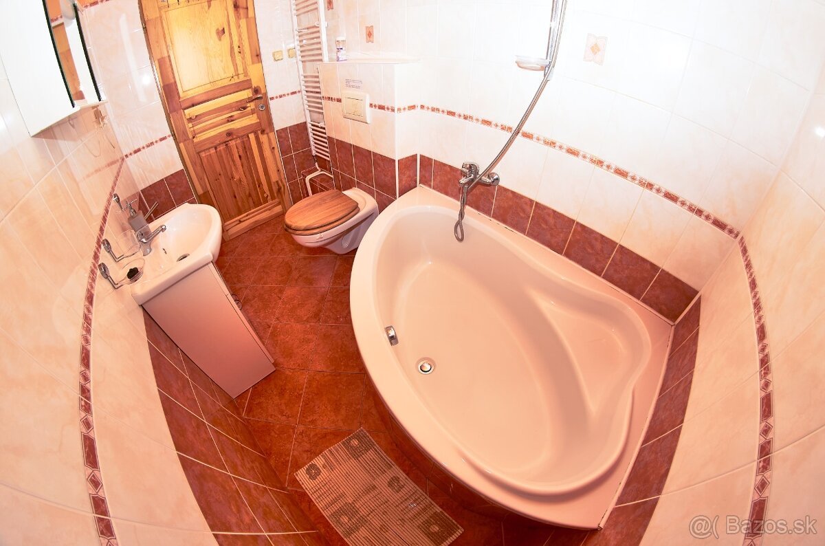 UBYTOVANIE -VYSOKÉ TATRY- VILA RHEA - VIANOCE/SILVESTER - 8