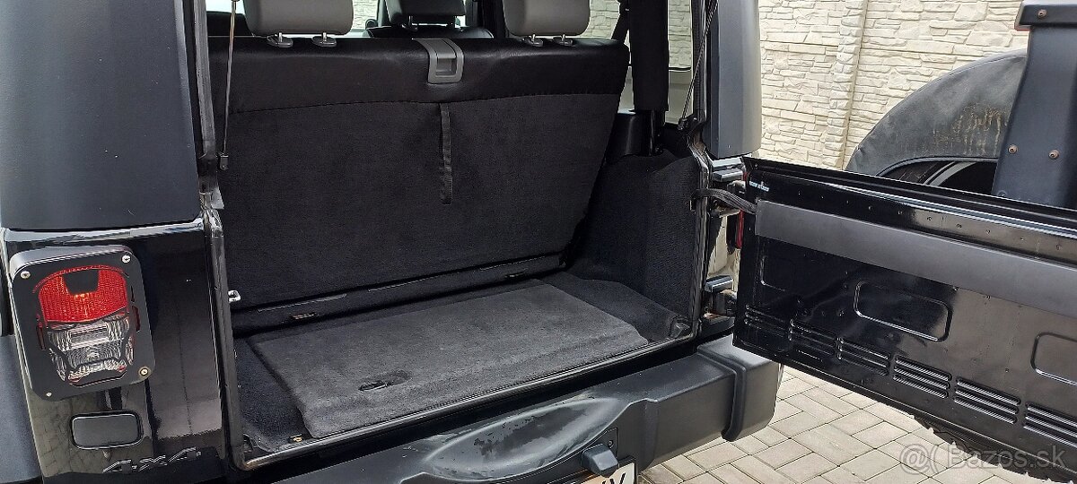 Jeep Wrangler 2.8 CRD Rubicon A/T Možný Leasing - 8