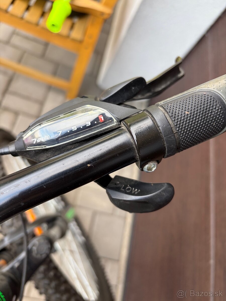 Horsky bicykel OPTIMA 27,5" - 8