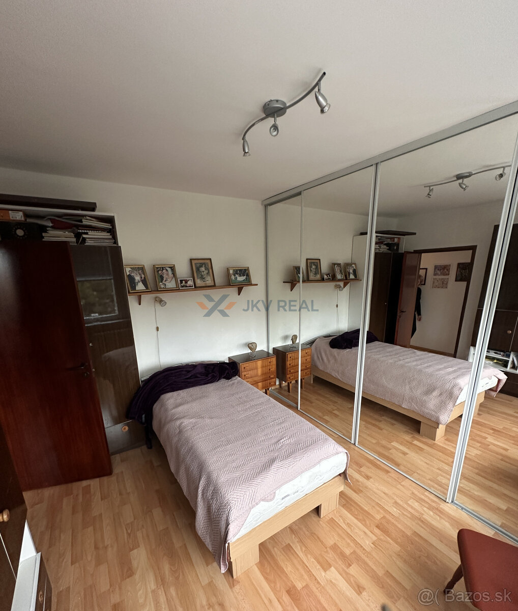 Na predaj 3-izbový byt vo Vrakúni s dvoma balkónmi - 8