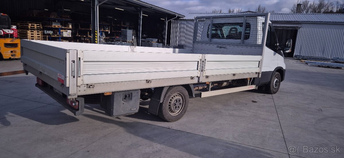 IVECO DAILY 2024 1.majiteľ TOP stav. - 8