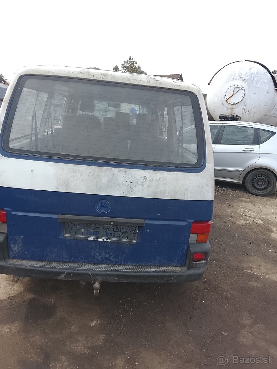Volkswagen Transporter - 8