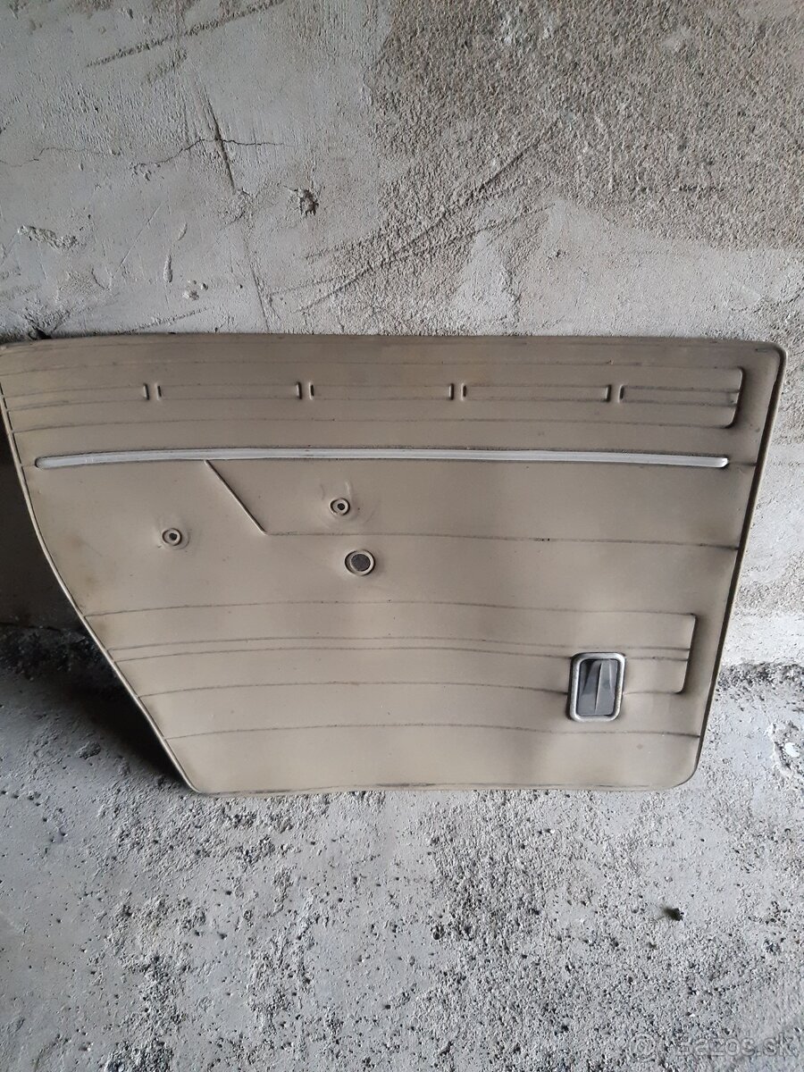 Škoda 100 -100 plast .nd - 8