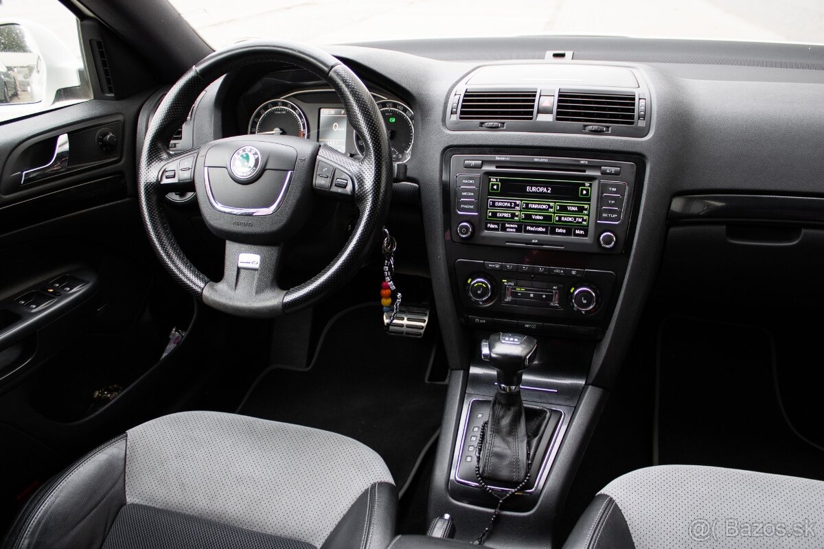 Škoda Octavia 2.0 TDI CR DPF RS DSG - 8