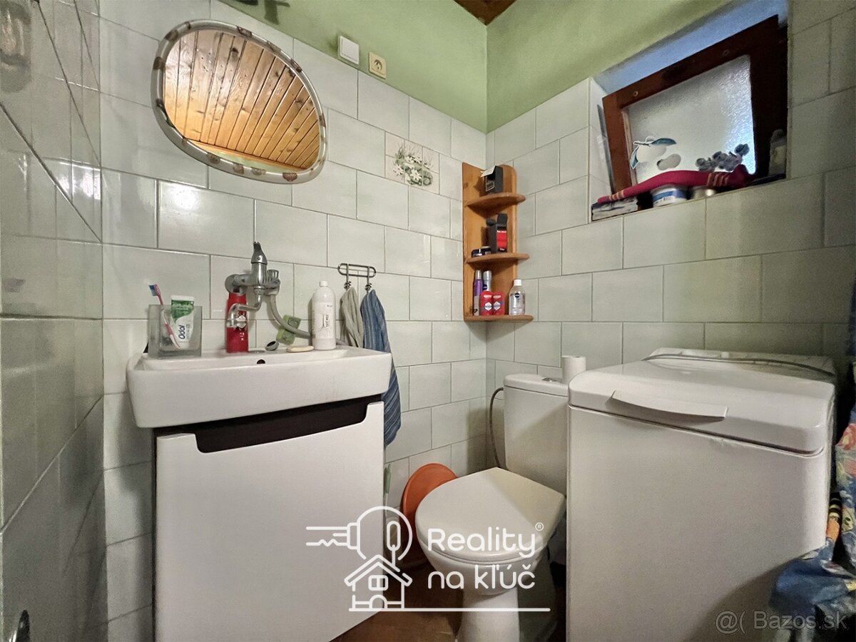 Na predaj 3-izbový rodinný dom s garážou v obci Bánov - 8