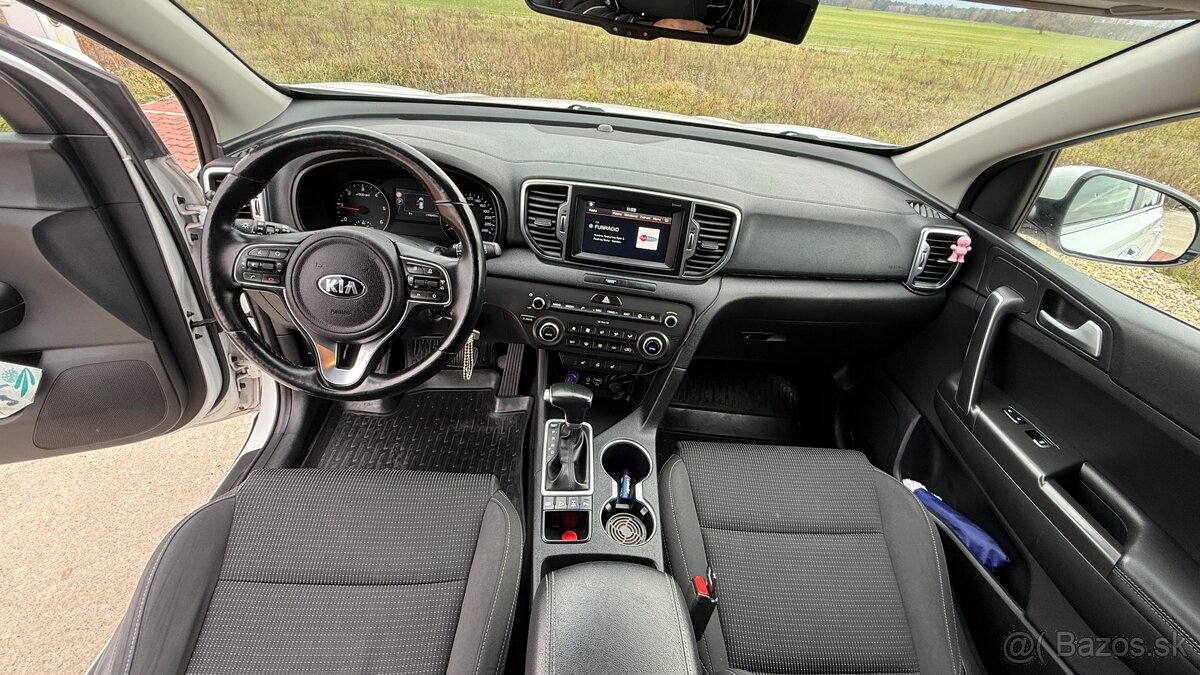 Kia Sportage - 8